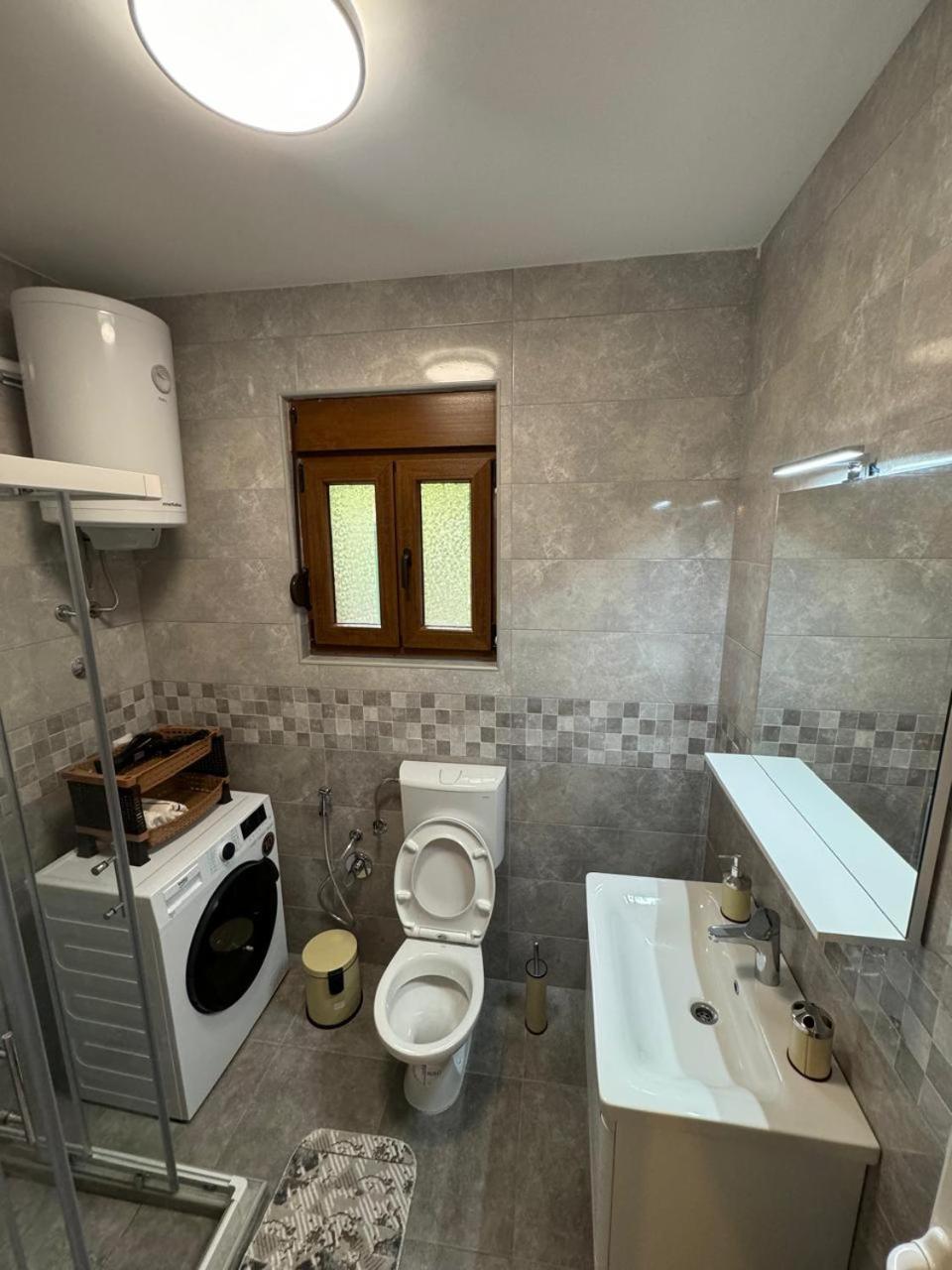 Apartment Vento Di Bocche III Κότορ Εξωτερικό φωτογραφία